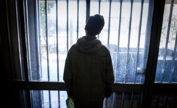 La infancia que murió en el encierro: El presente del joven condenado por el incendio de estación Pedrero