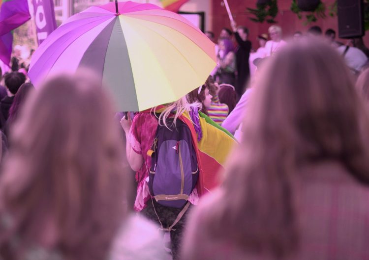 La realidad después del mes del orgullo: Discriminación LGBTIQ+ en los espacios de trabajo